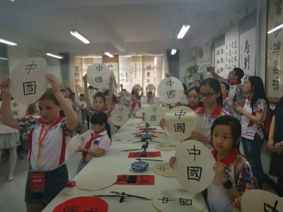 时光倒流 谢霆锋《谢谢你的爱1999》与经典老歌的文化魅力对比